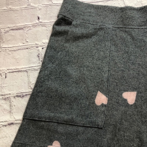 LNA REVOLVE brushed gray/pink heart loose shorts‎ w/ pockets Large NEW!! - Picture 5 of 8